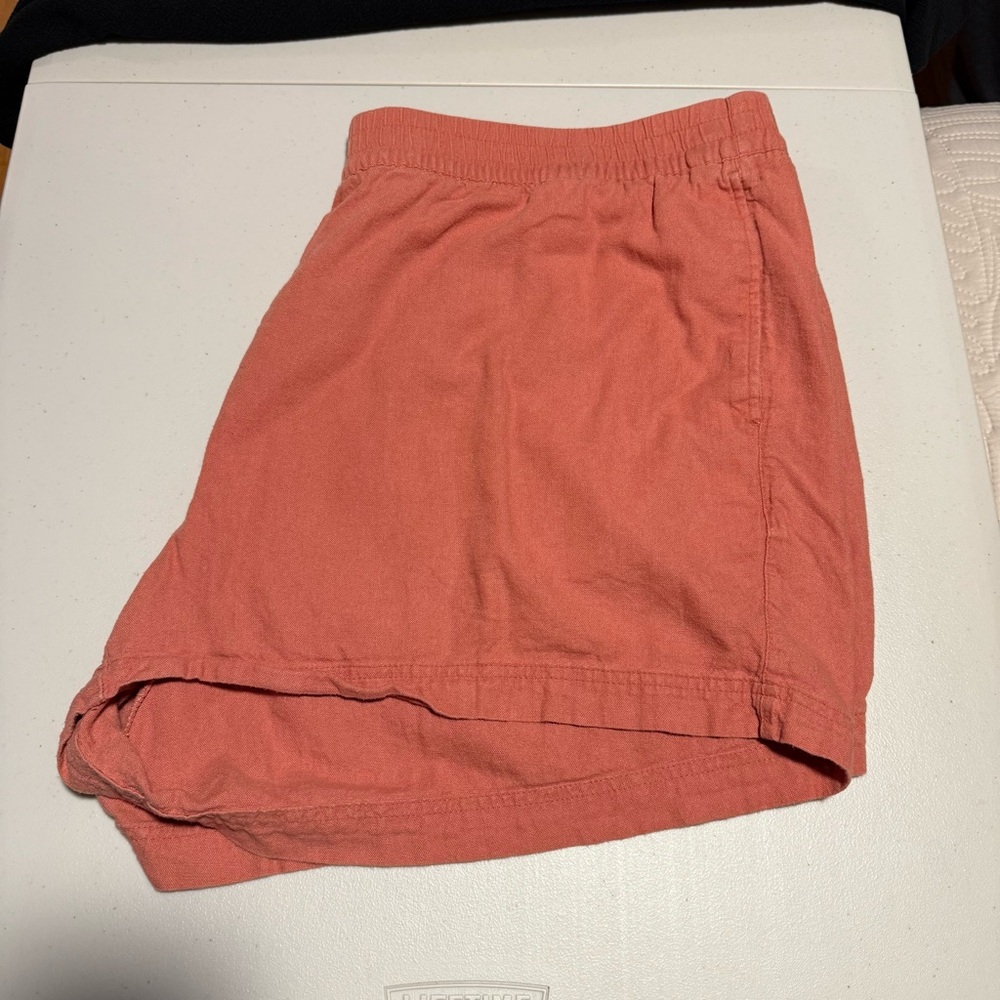 Old Navy Women's High Waist Shorts - Peach
